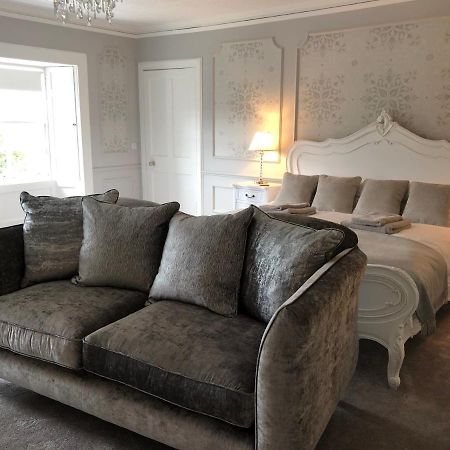 Branxholme Castle Bed & Breakfast Хауик Екстериор снимка