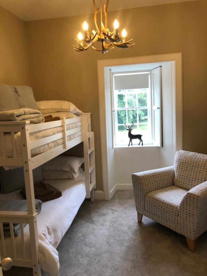 Branxholme Castle Bed & Breakfast Хауик Екстериор снимка